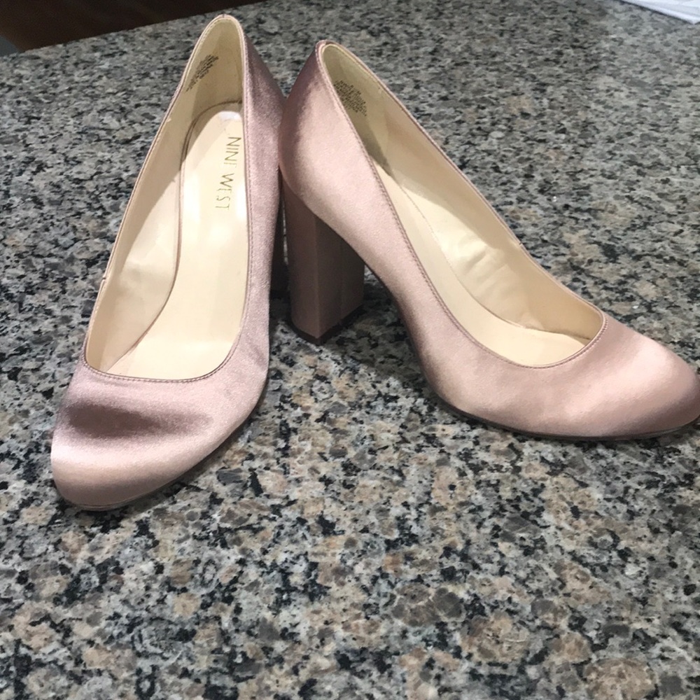 Dress shoes